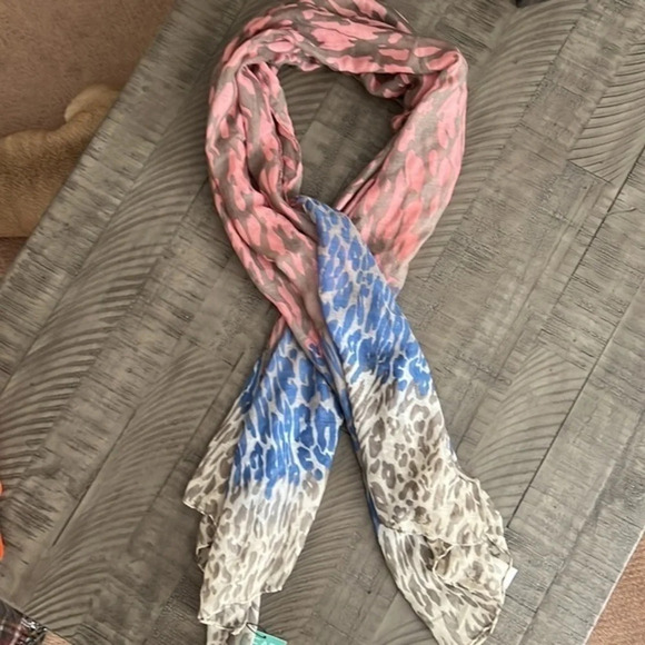 Headbands of Hope Cheetah Print Scarf - Picture 3 of 4